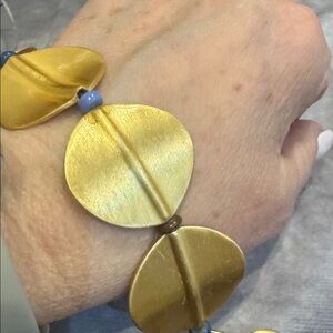 Lauren Ralph Lauren i’m at called‎ floral and beaded toggle bracelet NWT